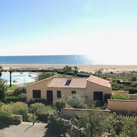 T2 En Bord De Mer, 4 Pers., Parking, Proche Commerces - Port - Fr-1-81-50 *